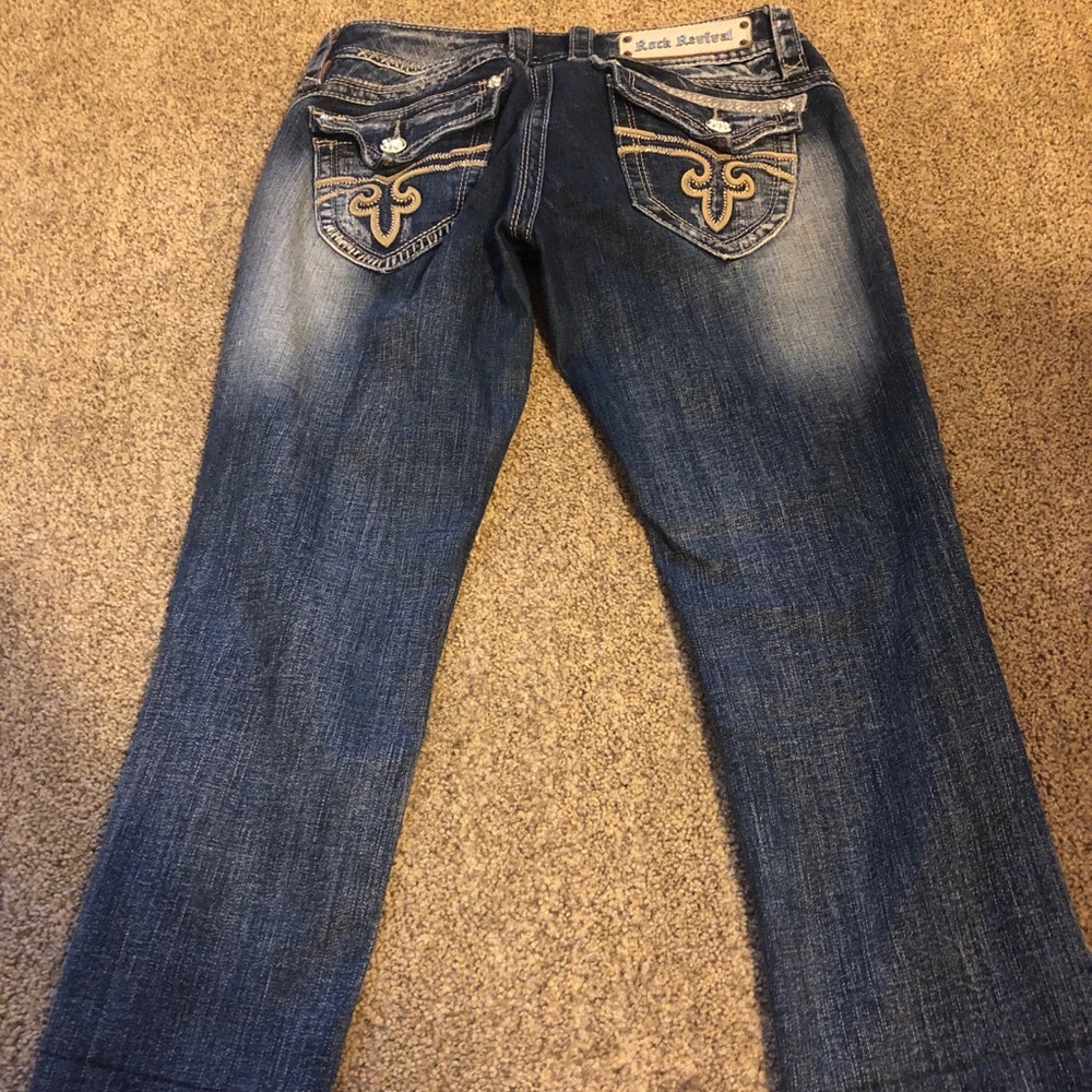 Size 27 Rock Revival capris